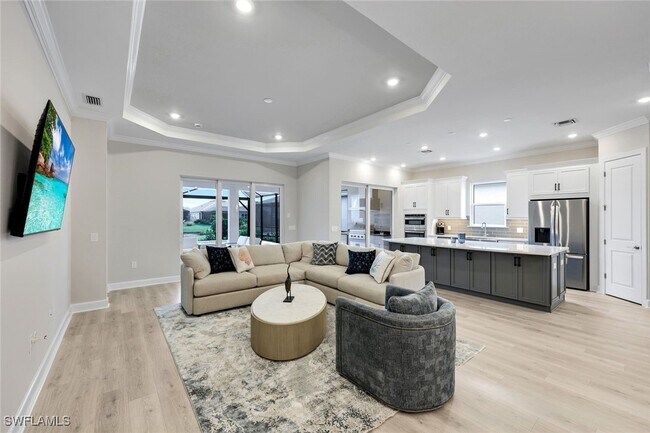 1504 Derna St in Naples, FL - Building Photo - Building Photo