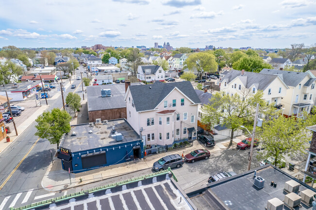 1038 Chalkstone ave in Providence, RI - Building Photo - Building Photo