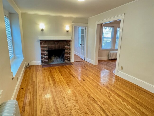 241 Tremont St-Unit -241 in Newton, MA - Building Photo - Building Photo