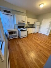 12 O St, Unit 3 in Boston, MA - Foto de edificio - Building Photo