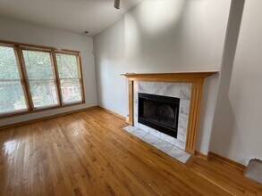 1340 N Campbell Ave in Chicago, IL - Building Photo - Building Photo