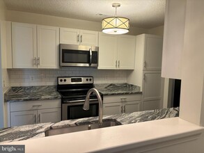 12907 Churchill Ridge Cir in Germantown, MD - Building Photo - Building Photo