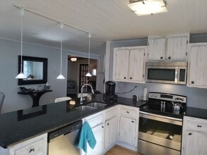 6345 Reives Rd in Cumming, GA - Building Photo - Building Photo
