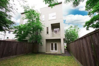 1616 Edwards St, Unit A in Houston, TX - Building Photo - Building Photo