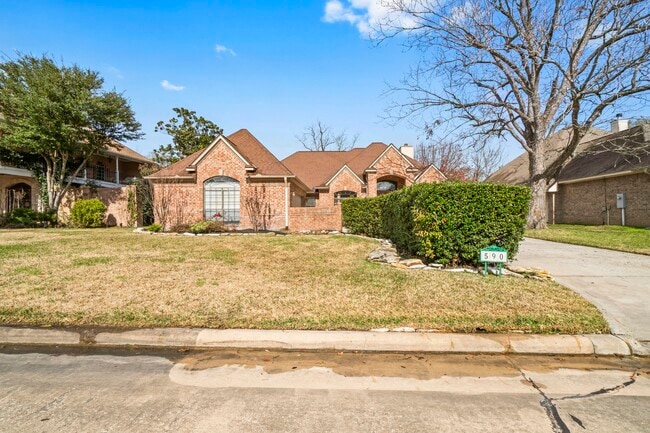 property at 590 Edgewood Dr