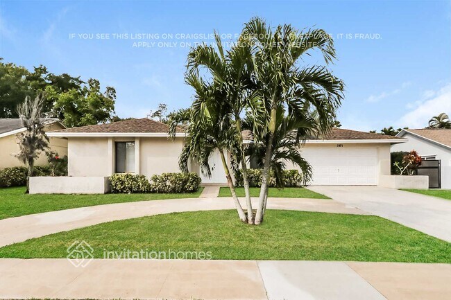property at 1601 Wyndcliff Dr