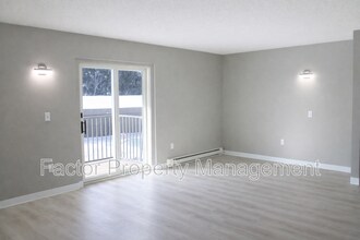 418 Allan Ave in North Mankato, MN - Building Photo - Building Photo