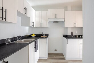 25-35 Du Richelieu Ch in Mcmasterville, QC - Building Photo - Building Photo