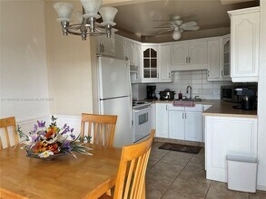 22 SE 3rd Terrace in Dania Beach, FL - Building Photo - Building Photo