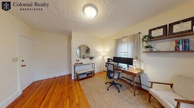 174 Cushing St, Unit 3 in Cambridge, MA - Foto de edificio - Building Photo