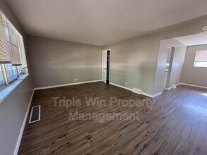 1742 Hudson Rd in St. Louis, MO - Building Photo - Building Photo