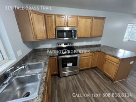 319 Tall Grass Trail