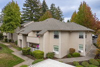 Capital Park in Portland, OR - Foto de edificio - Primary Photo