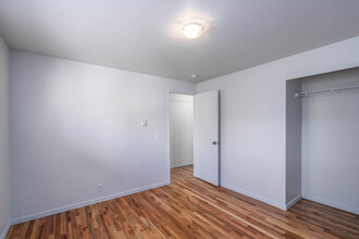 The Standard Apartments in Seattle, WA - Building Photo - Interior Photo