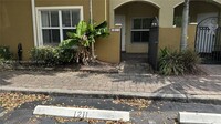 2851 Prospect Rd in Tamarac, FL - Building Photo - Building Photo