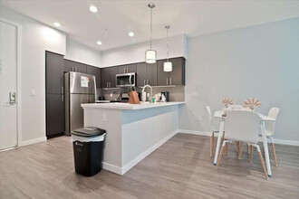3639 Haven Ave in Menlo Park, CA - Building Photo - Building Photo