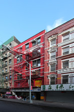 68 Bayard St in New York, NY - Building Photo - Building Photo