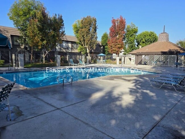 property at 17611 Regency Cir