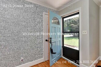 6233 Donna Dr in Charlotte, NC - Building Photo - Building Photo
