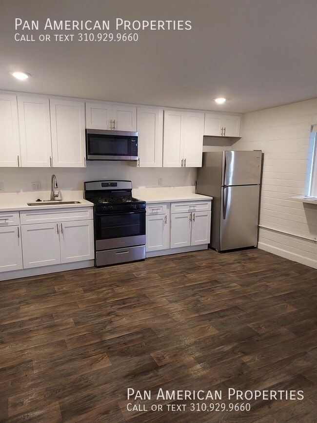 property at 10380 Almayo Ave