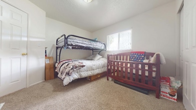 1673 Northfield Rd in Cedar City, UT - Foto de edificio - Building Photo