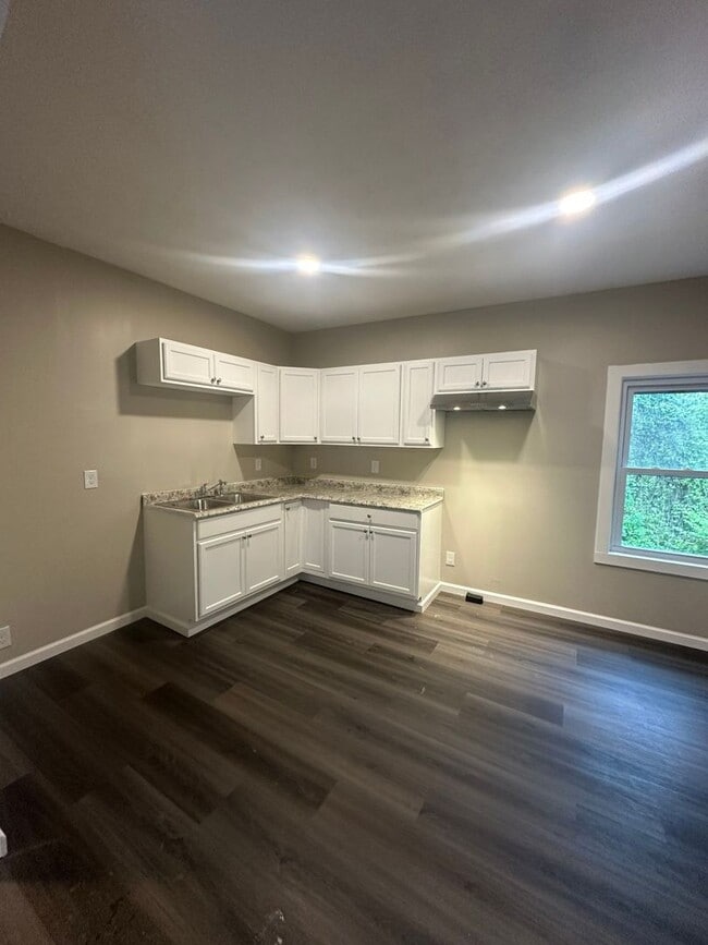 3900 W 23rd St in Cleveland, OH - Building Photo - Building Photo