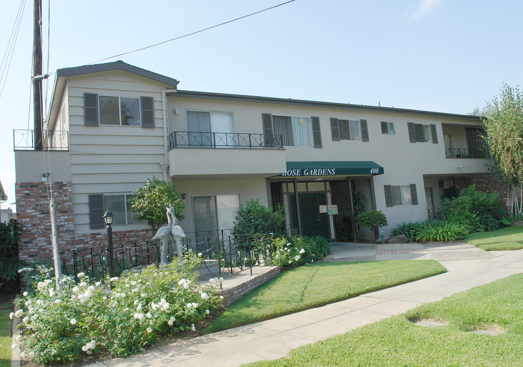 Rose Gardens Apartments in San Gabriel, CA - Building Photo