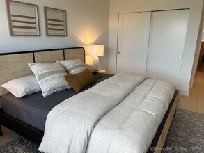 93 Morgan St in Stamford, CT - Building Photo - Building Photo