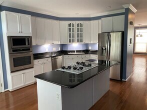 5708 Governors Pond Cir in Alexandria, VA - Building Photo - Building Photo