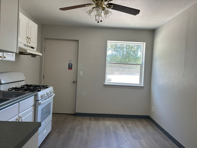 property at 580 Skalkaho Hwy