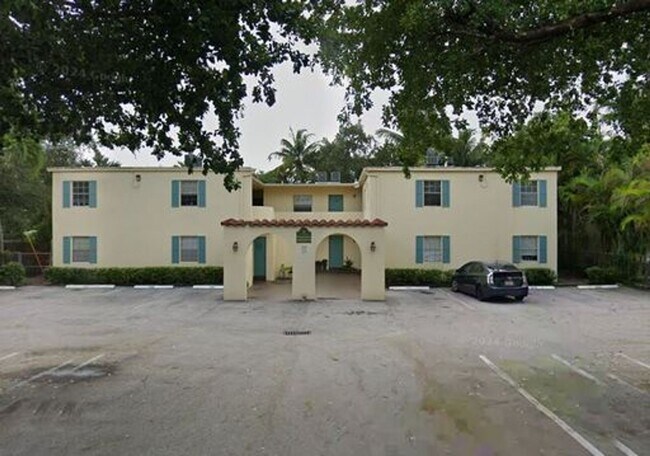 16 SW 9th St in Fort Lauderdale, FL - Building Photo - Building Photo