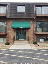2501 26th Ave Ct in Rock Island, IL - Building Photo