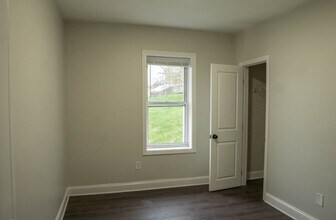 100 Eastern Ave-Unit -B in Worcester, MA - Building Photo - Building Photo