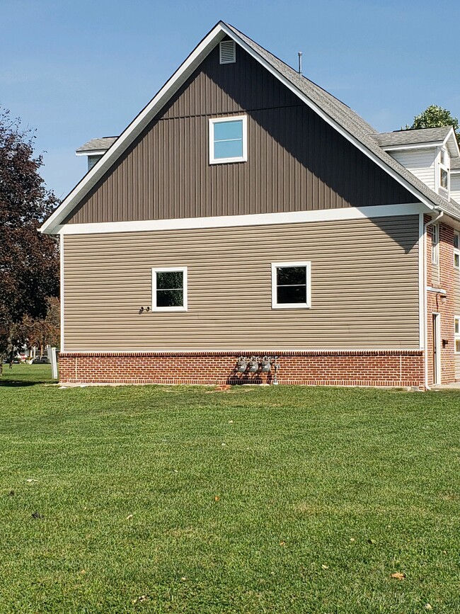81 S Main St, Unit 3