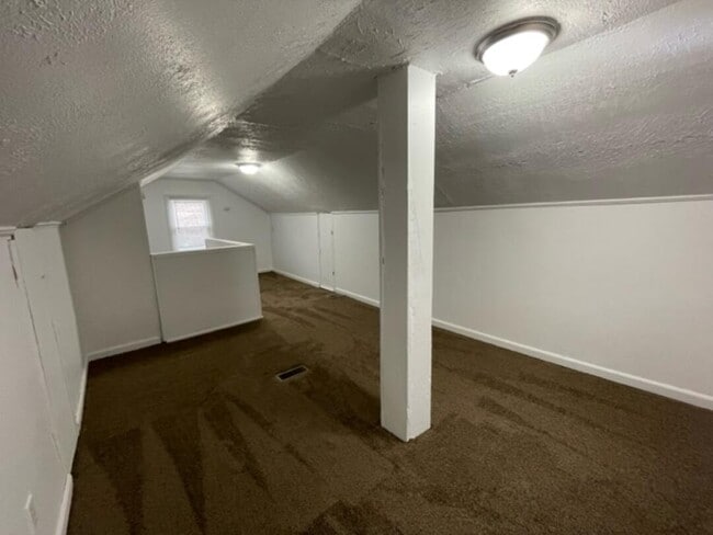 8082 Packard Ave in Warren, MI - Building Photo - Building Photo