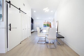 5442 W 27th Ave in Hialeah, FL - Building Photo - Building Photo