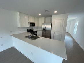 1627 Winwood Dr in Conroe, TX - Building Photo - Building Photo