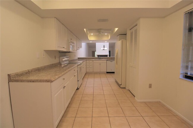 4633 La Jolla Dr in Bradenton, FL - Building Photo - Building Photo