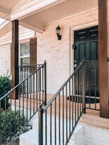 907A Hampton Ave in Greenville, SC - Building Photo