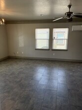 939a E Divisadero St in Fresno, CA - Building Photo - Building Photo