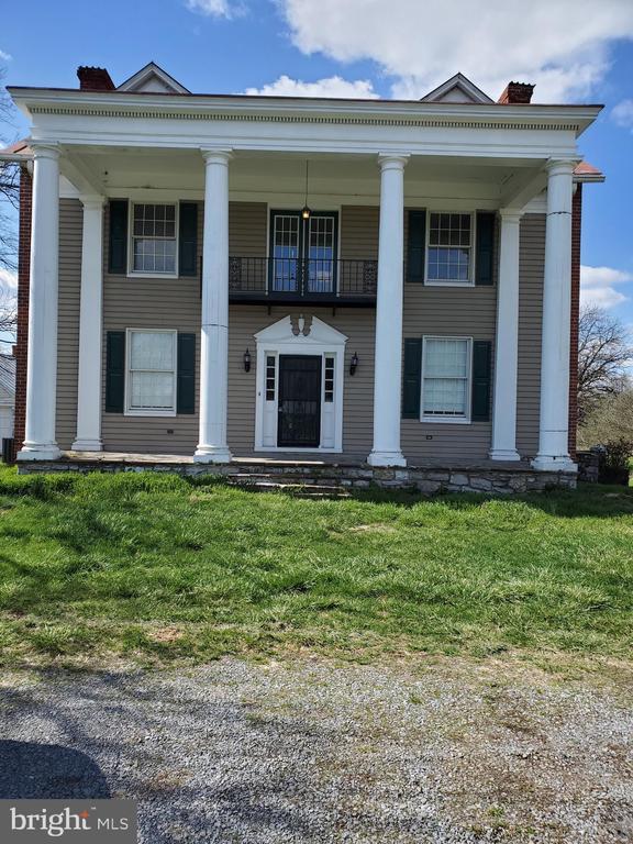property at 3381 Martinsburg Pike