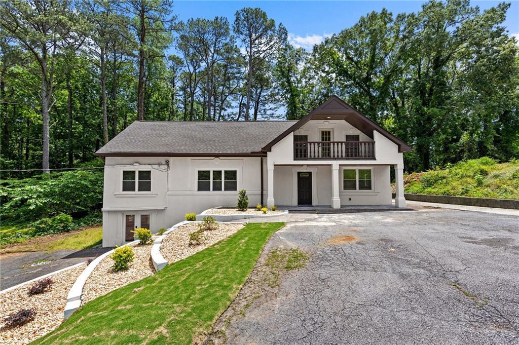 1887 Shalimar Dr NE in Atlanta, GA - Building Photo