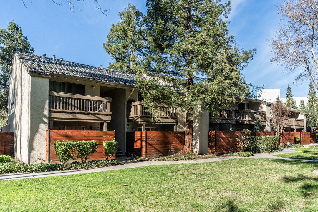 Station West in Walnut Creek, CA - Building Photo