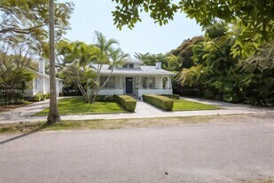 640 NE 71st St in Miami, FL - Building Photo