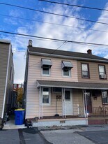 37 Witherspoon Ave in Middletown, PA - Building Photo