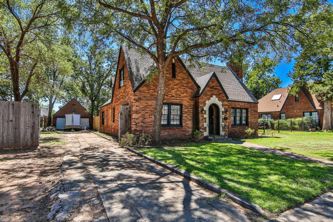 2309 17th St in Lubbock, TX - Building Photo - Building Photo