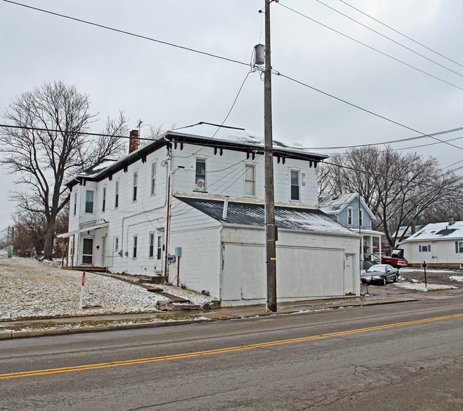 2222 Lagonda Ave in Springfield, OH - Building Photo - Building Photo