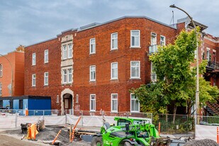 3968 Saint-Antoine Rue O in Montréal, QC - Building Photo