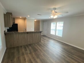 1600 NE 12th Ave in Gainesville, FL - Building Photo - Building Photo