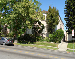 506-514 Normandie Ave Apartments